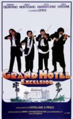 Watch Grand Hotel Excelsior M4ufreemovies